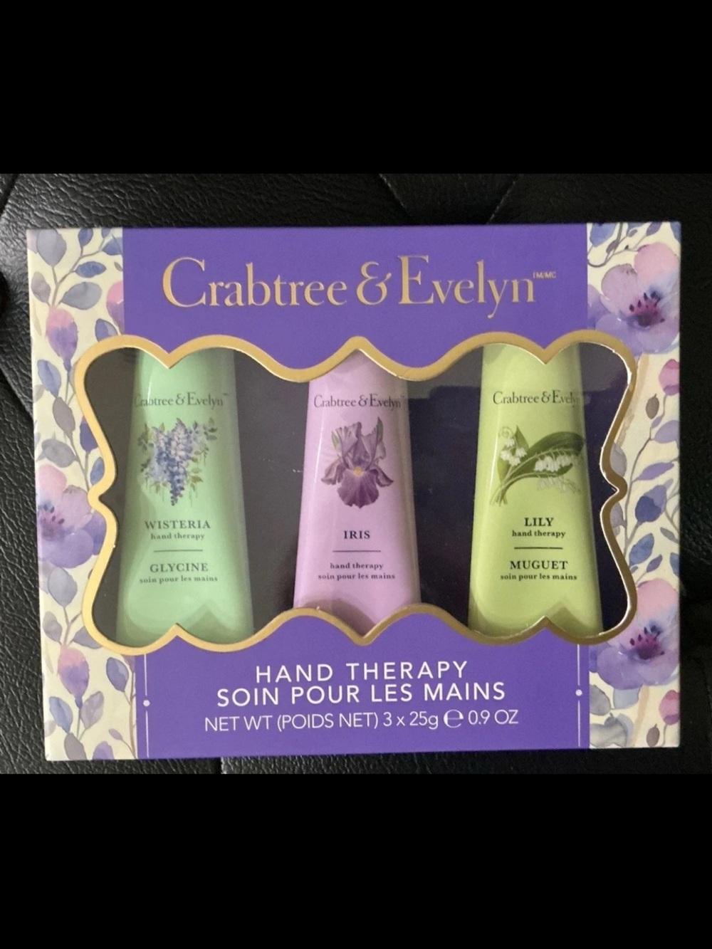 Crabtree & Evelyn Hand Therapy Trio gift set Wisteria Iris Lily 3x 25 g NIB